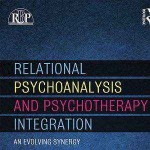 کتاب لاتین روانکاوی روابط موضوعی و روان درمانی یکپارچه (2015)